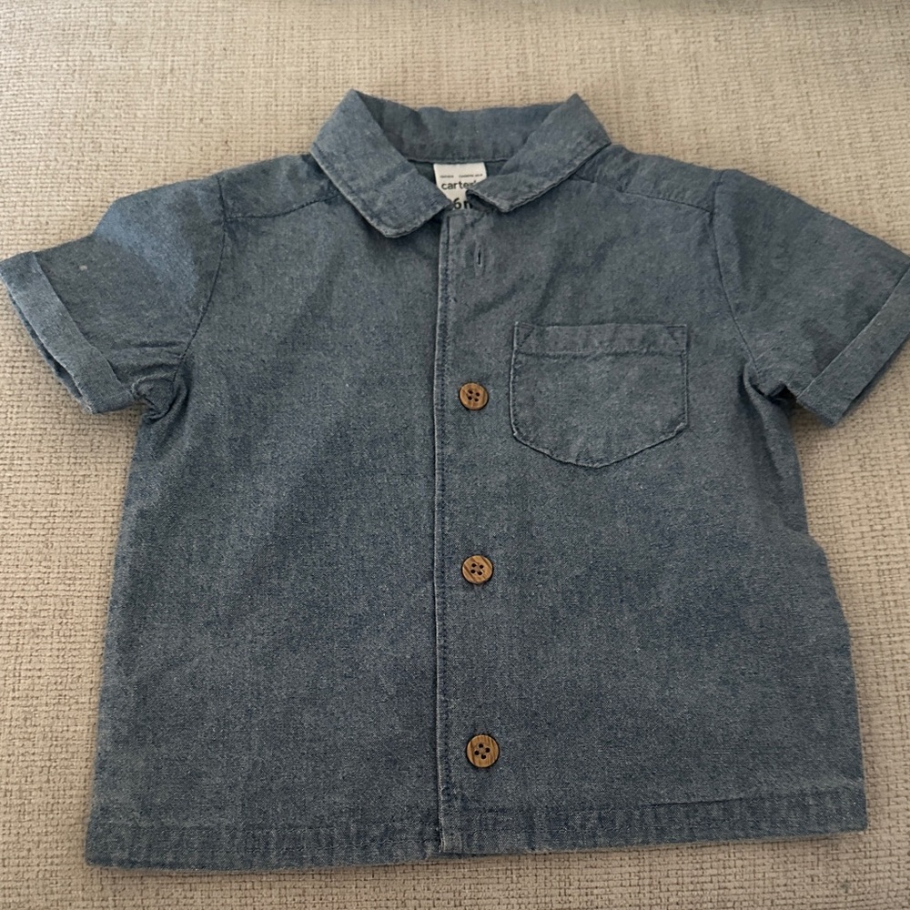 Denim-Look Short Sleeve Button Shirt in Washed Blue